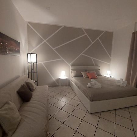 Villa Casa via nicotera 14 Napoli Esterno foto