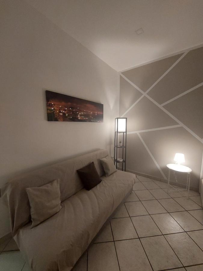 Villa Casa via nicotera 14 Napoli Esterno foto